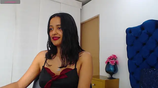 Lili666  online show from May 9, 2026, 3:23 am