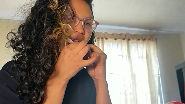 Hathorlove online show from July 25, 2026, 1:41 pm