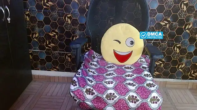 Snapshot of KinderrJoy chatting on May 23, 2026, 5:45 am KinderrJoy online show from May 23, 2026, 5:45 am