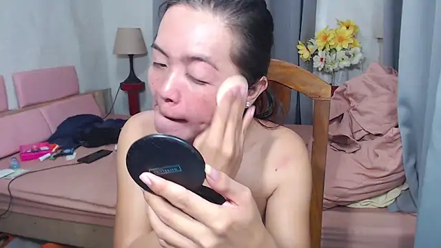 yournewgirldiana online show from September 15, 2025, 6:46 am