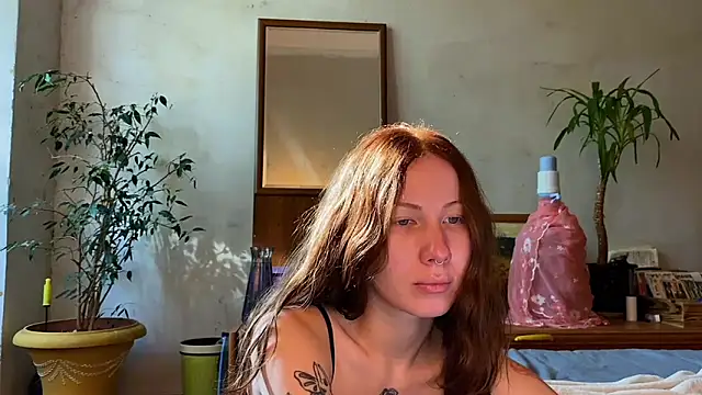 Snapshot of elfess chatting on September 10, 2025, 7:52 am elfess online show from September 10, 2025, 7:52 am