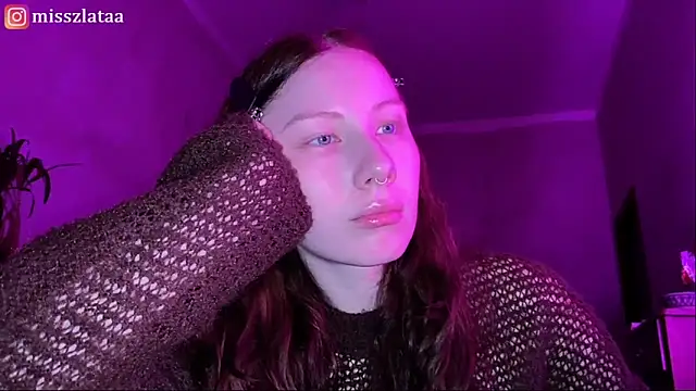 Snapshot of elfess chatting on December 5, 2025, 2:47 pm elfess online show from December 5, 2025, 2:47 pm