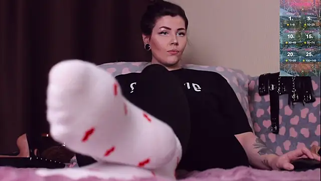 Snapshot of Luna_Blake chatting on December 14, 2024, 6:52 pm Luna Blake online show from December 14, 2024, 6:52 pm