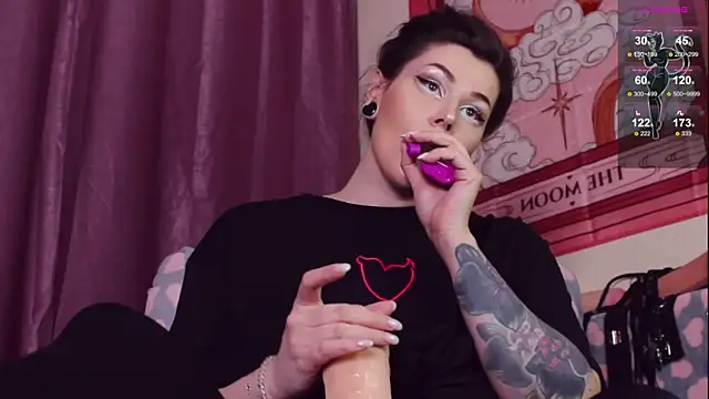 Snapshot of Luna_Blake chatting on February 15, 2025, 4:34 pm Luna Blake online show from February 15, 2025, 4:34 pm