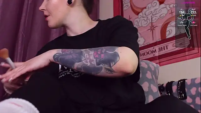 Snapshot of Luna_Blake chatting on February 20, 2025, 4:25 pm Luna Blake online show from February 20, 2025, 4:25 pm