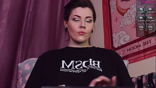 Snapshot of Luna_Blake chatting on March 1, 2025, 4:22 pm Luna Blake online show from March 1, 2025, 4:22 pm