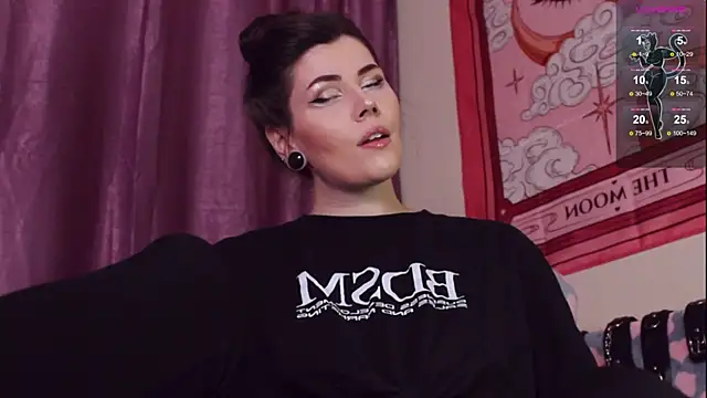 Snapshot of Luna_Blake chatting on March 5, 2025, 4:35 pm Luna Blake online show from March 5, 2025, 4:35 pm