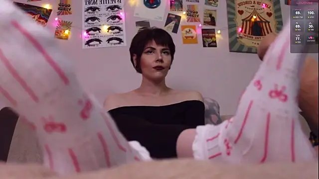Luna Blake online show from April 30, 2026, 9:08 pm