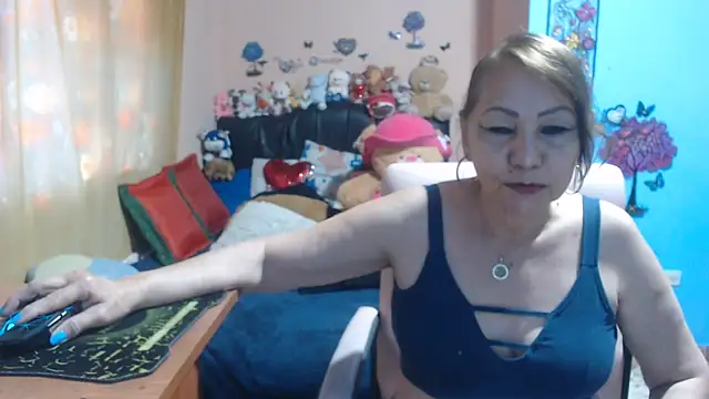 Snapshot of milfeddy_ chatting on October 10, 2025, 12:15 pm milfeddy online show from October 10, 2025, 12:15 pm