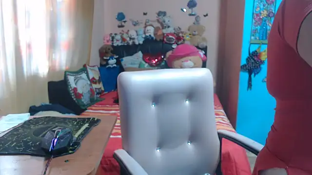 Snapshot of milfeddy_ chatting on November 9, 2025, 12:47 pm milfeddy online show from November 9, 2025, 12:47 pm