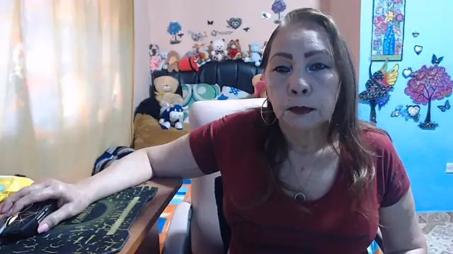 milfeddy  online show from June 18, 2026, 6:56 pm