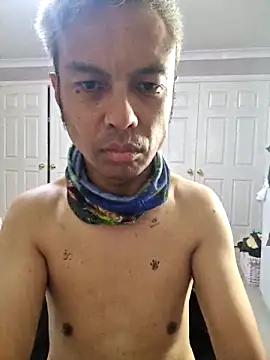 Snapshot of AmGuy23 chatting on February 27, 2025, 12:45 pm AmGuy23 online show from February 27, 2025, 12:45 pm