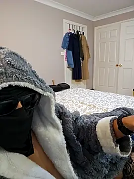 Snapshot of AmGuy23 chatting on March 7, 2025, 1:31 am AmGuy23 online show from March 7, 2025, 1:31 am