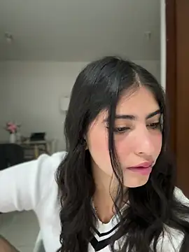 Snapshot of Gaby_zahir_ chatting on March 12, 2025, 9:34 am Gaby zahir online show from March 12, 2025, 9:34 am