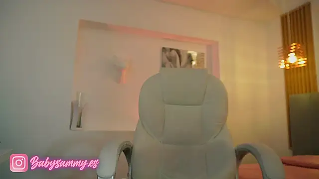 Snapshot of baby_sammyy chatting on December 23, 2024, 10:01 pm baby sammyy online show from December 23, 2024, 10:01 pm