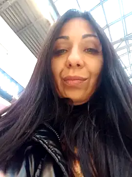 LeticiaWoods online show from December 3, 2024, 11:44 am