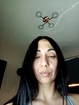 LeticiaWoods online show from February 27, 2025, 9:11 am