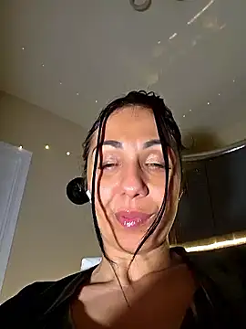 LeticiaWoods online show from April 27, 2026, 8:51 pm