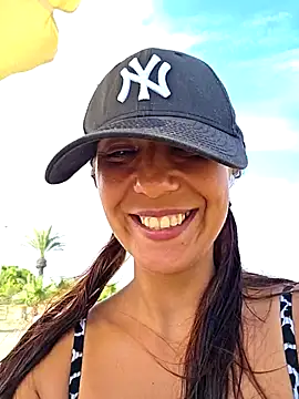 Snapshot of LeticiaWoods chatting on July 6, 2026, 1:19 pm LeticiaWoods online show from July 6, 2026, 1:19 pm