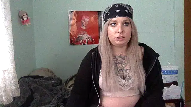 Snapshot of alexabunni chatting on March 7, 2026, 3:31 pm alexabunni online show from March 7, 2026, 3:31 pm