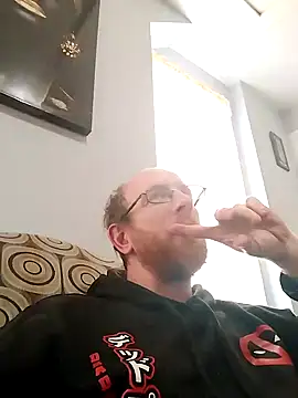 Snapshot of TaylorBlaze chatting on January 14, 2025, 7:32 pm TaylorBlaze online show from January 14, 2025, 7:32 pm