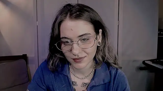 Snapshot of risha_laas chatting on January 16, 2025, 5:44 pm risha laas online show from January 16, 2025, 5:44 pm