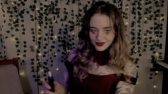 Snapshot of risha_laas chatting on February 14, 2025, 11:09 pm risha laas online show from February 14, 2025, 11:09 pm