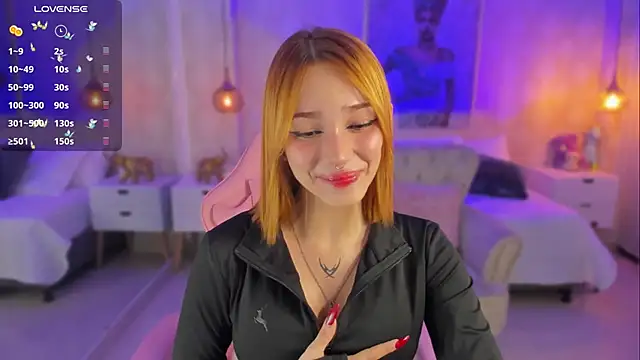 Snapshot of LITTLE-VIVI chatting on February 7, 2025, 3:55 am LITTLE-VIVI online show from February 7, 2025, 3:55 am