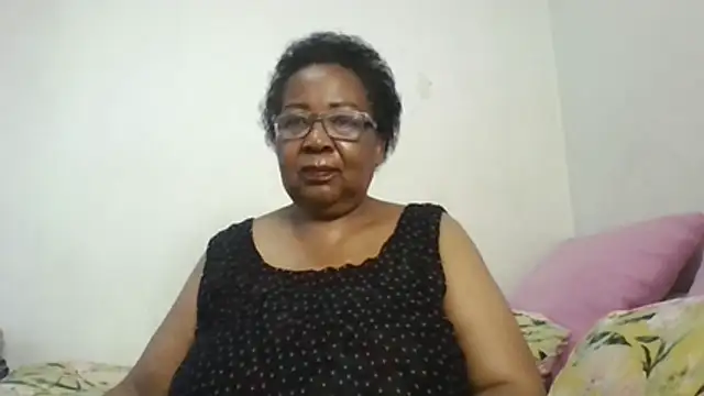 KinkyRicoSaisyours online show from May 18, 2026, 3:18 pm