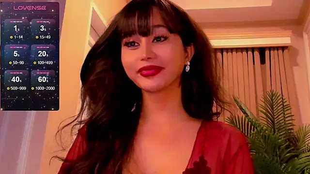 YOURCRISTINAS online show from September 9, 2025, 3:22 pm