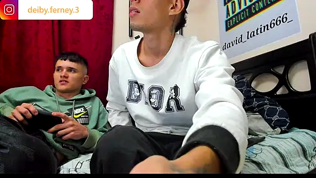 Snapshot of davidlatin66 chatting on January 25, 2025, 3:51 am davidlatin66 online show from January 25, 2025, 3:51 am