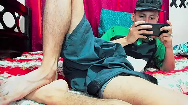 Snapshot of davidlatin66 chatting on October 4, 2025, 6:50 pm davidlatin66 online show from October 4, 2025, 6:50 pm