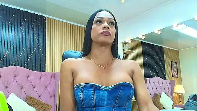 Snapshot of BARBIE_BROWNN chatting on June 7, 2026, 7:06 pm BARBIE BROWNN online show from June 7, 2026, 7:06 pm