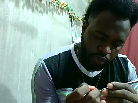 Snapshot of 2ocmaxi chatting on November 7, 2025, 12:21 am 2ocmaxi online show from November 7, 2025, 12:21 am