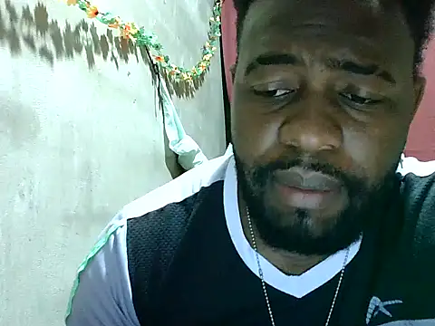 Snapshot of 2ocmaxi chatting on November 9, 2025, 11:58 pm 2ocmaxi online show from November 9, 2025, 11:58 pm