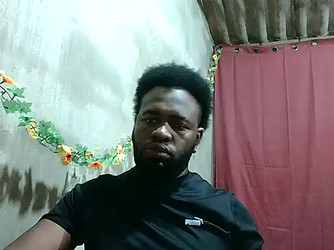 2ocmaxi online show from February 24, 2026, 7:23 pm