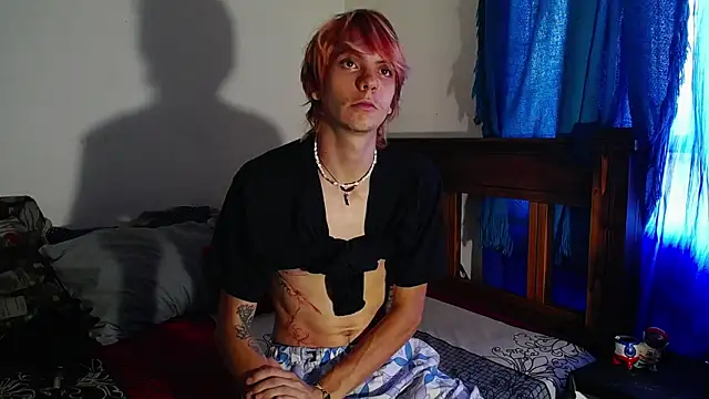 Snapshot of Twink_Temptation chatting on March 27, 2026, 9:25 pm Twink Temptation online show from March 27, 2026, 9:25 pm
