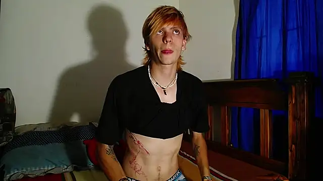 Snapshot of Twink_Temptation chatting on April 10, 2026, 11:09 pm Twink Temptation online show from April 10, 2026, 11:09 pm