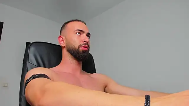 Snapshot of MichaelMasterss chatting on December 13, 2024, 9:52 pm MichaelMasterss online show from December 13, 2024, 9:52 pm