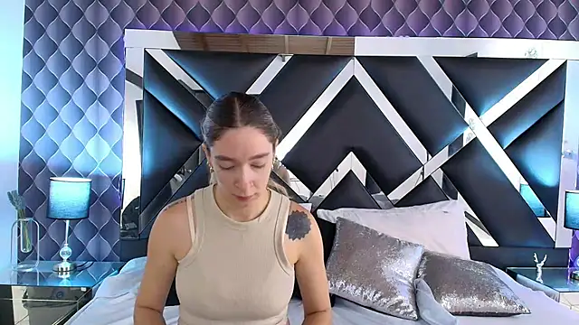 Snapshot of victoriaa_lee_ chatting on February 10, 2025, 7:17 pm victoriaa lee online show from February 10, 2025, 7:17 pm