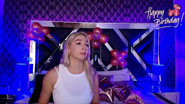 Snapshot of victoriaa_lee_ chatting on October 7, 2025, 7:11 pm victoriaa lee online show from October 7, 2025, 7:11 pm