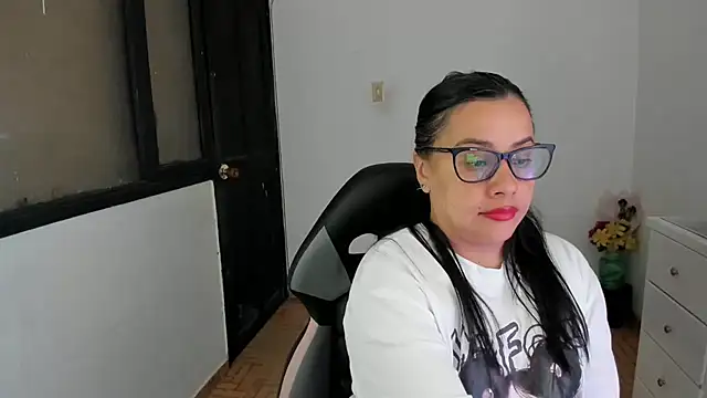 Snapshot of smile_sweetpao chatting on November 1, 2025, 9:50 pm smile sweetpao online show from November 1, 2025, 9:50 pm