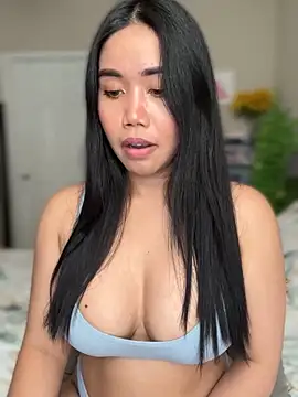 JazzieXo online show from December 3, 2024, 7:33 pm