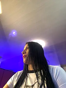 saaalome 1 online show from September 25, 2025, 9:18 pm