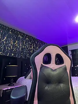 saaalome 1 online show from January 13, 2026, 11:10 pm