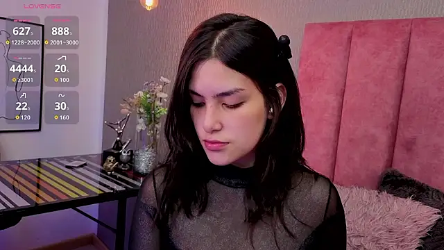 Alexa Thaylor  online show from March 14, 2026, 3:50 pm