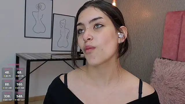 Snapshot of Alexa_Thaylor_ chatting on June 5, 2026, 4:35 pm Alexa Thaylor online show from June 5, 2026, 4:35 pm