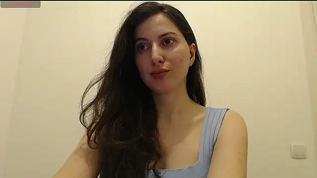  Hot Lady  online show from March 3, 2026, 11:21 pm