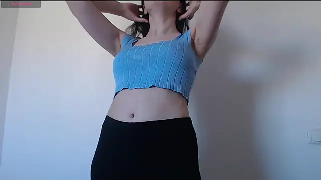  Hot Lady  online show from March 17, 2026, 12:19 pm