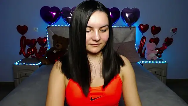 JasmineAsha online show from March 7, 2025, 1:07 pm